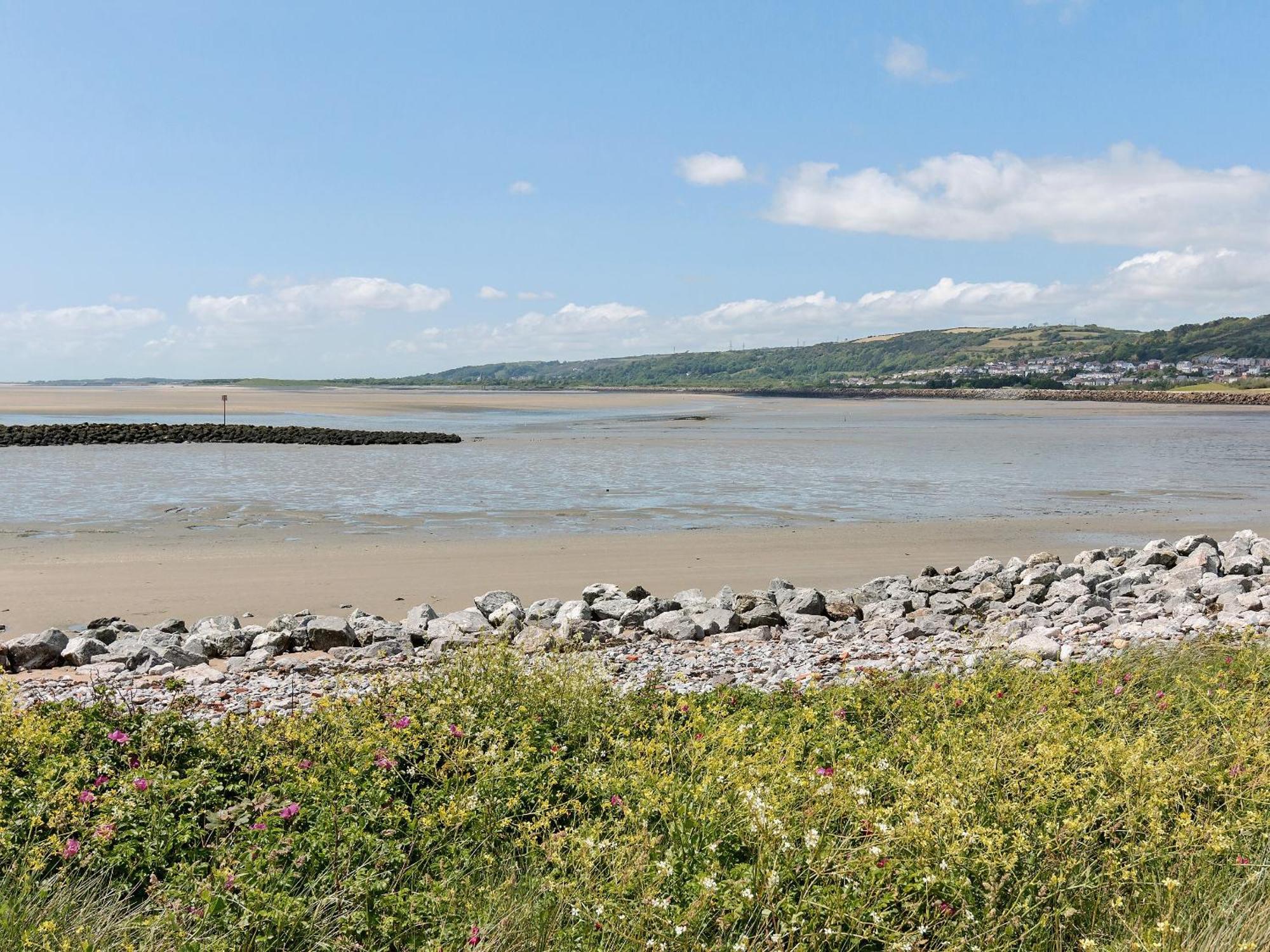 Beachlands Лланелли Экстерьер фото