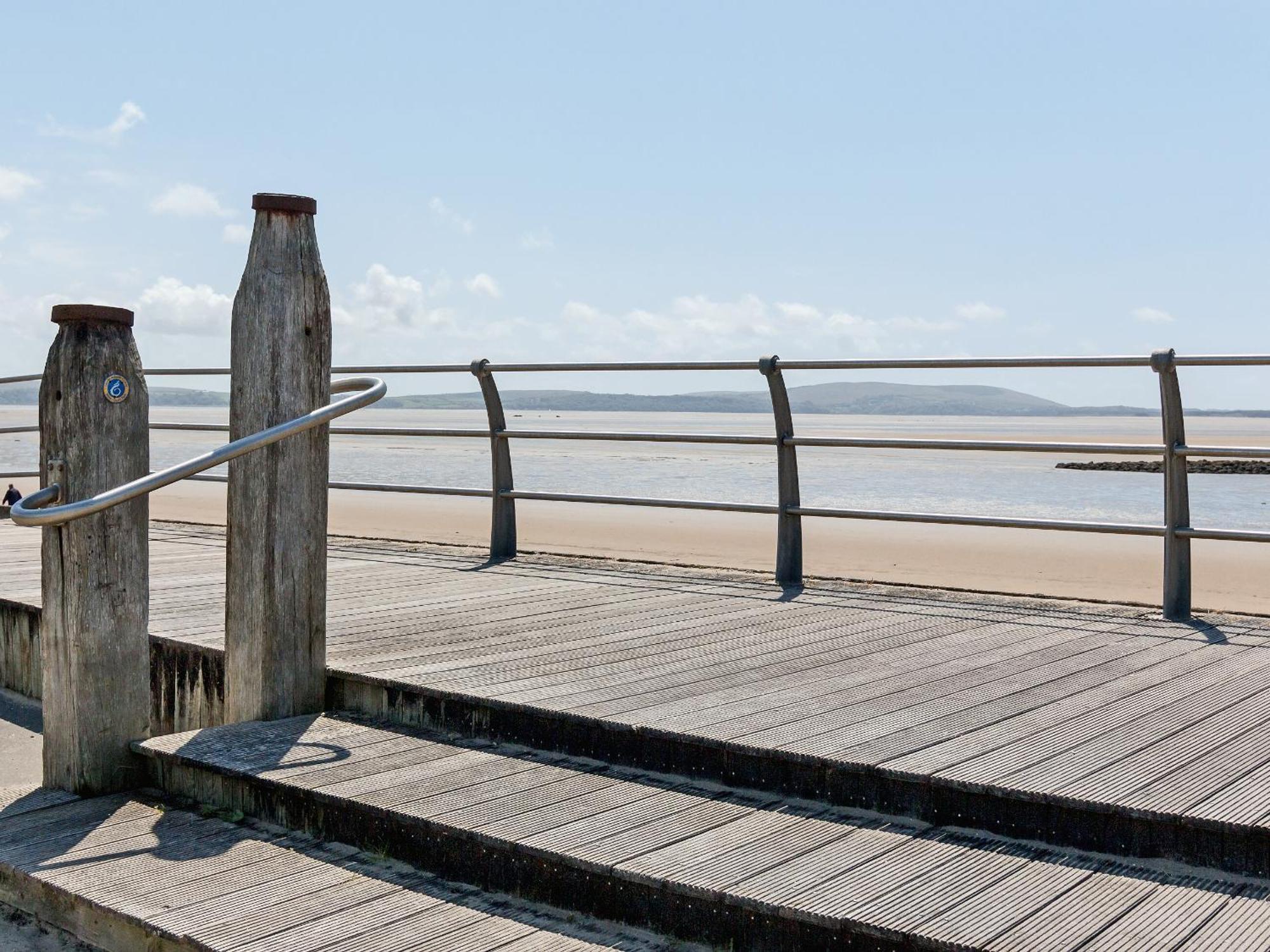 Beachlands Лланелли Экстерьер фото