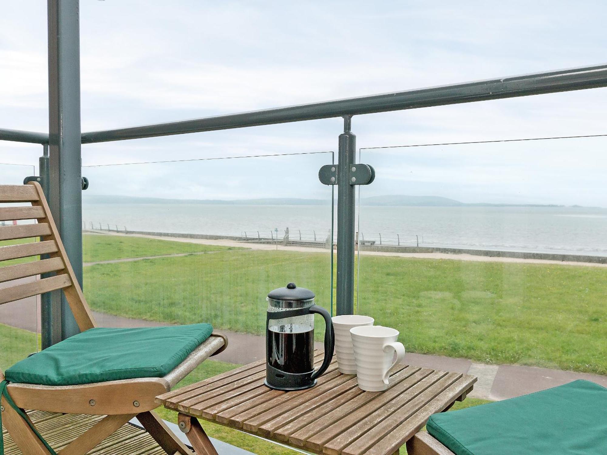 Beachlands Лланелли Экстерьер фото